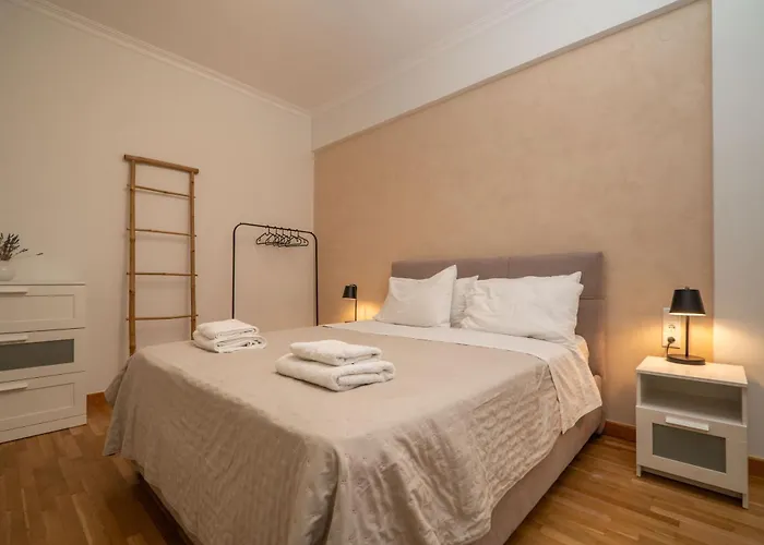 Madan - Chania Center Apartman *